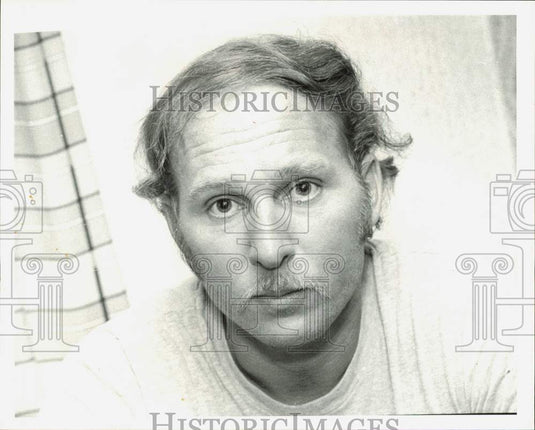 1980 Press Photo Richard Seager claims he was beaten by three Chicago policemen- Historic Images