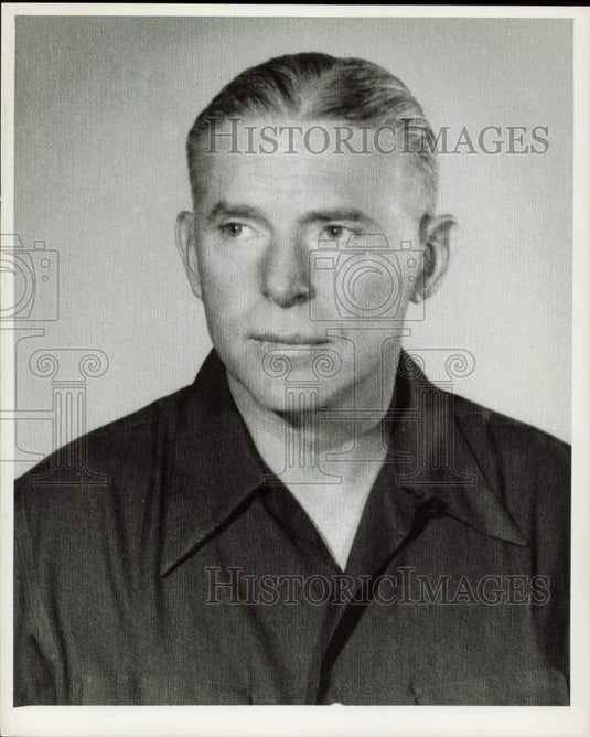 1947 Press Photo Coach James Phelan of St. Mary's College - lra93714- Historic Images