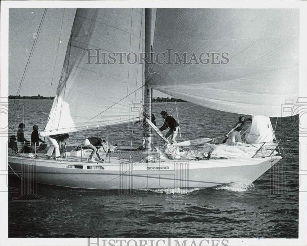 1979 Press Photo Crew prepares to sail the Moonraker Sailboat - lra96903- Historic Images