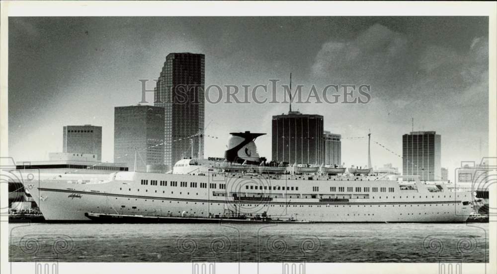 Press Photo General view of S.S. Dolphin at port of Miami - lra99168- Historic Images