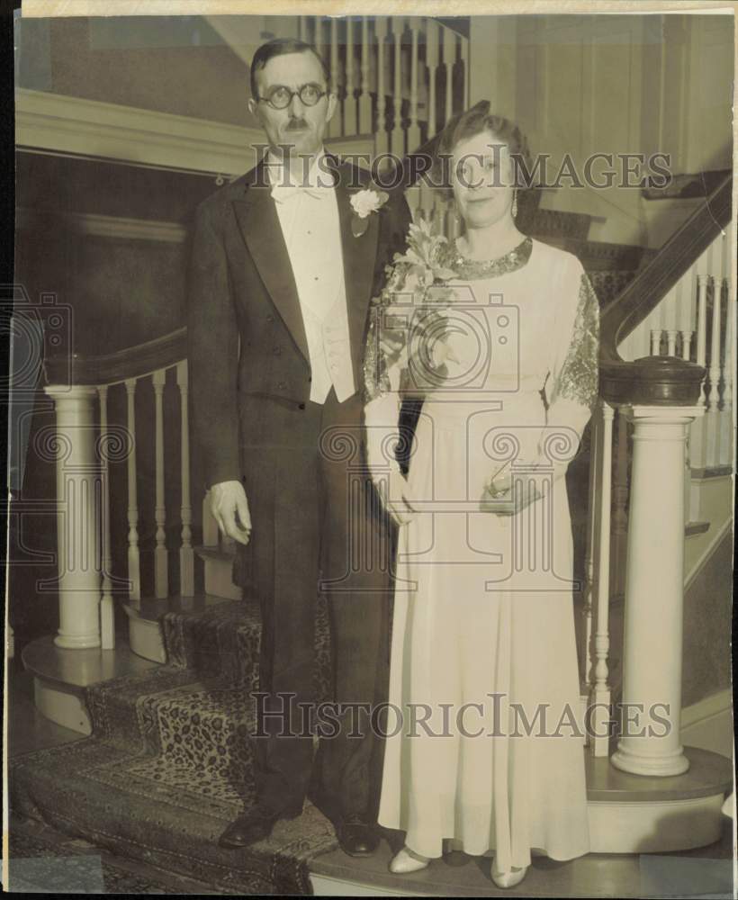 1933 Press Photo Governor Clarence Martin escorts his wife at the inaugural ball- Historic Images