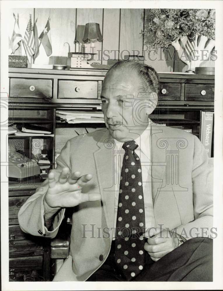 1984 Press Photo David Kraslow, Cox Newspaper Executive - lrb04889- Historic Images