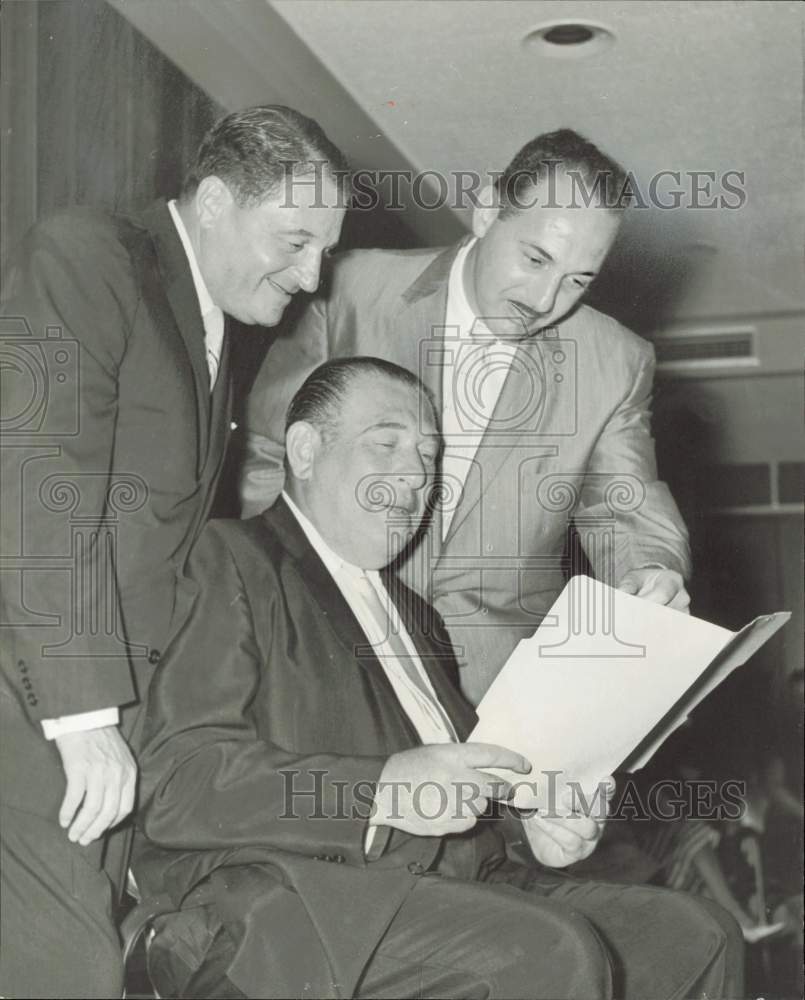 1959 Press Photo Businessmen Looking at Document - lrb04891- Historic Images