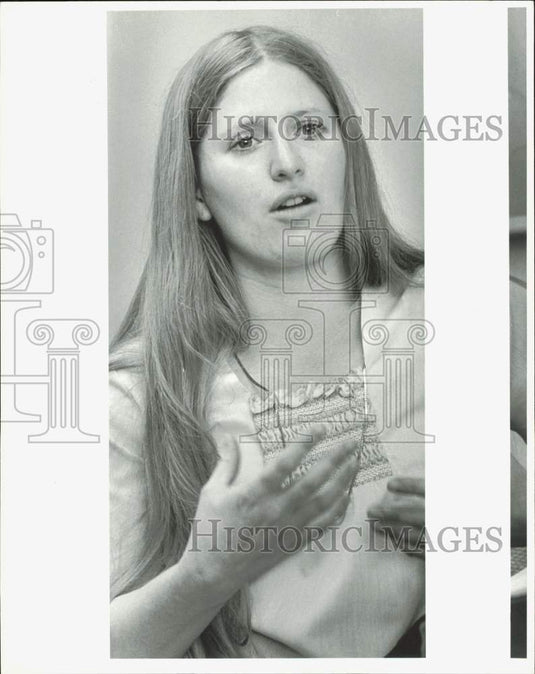 1986 Press Photo Karen Sweeney, Military For Reagan's Pro Contra Aid - lrb07652- Historic Images