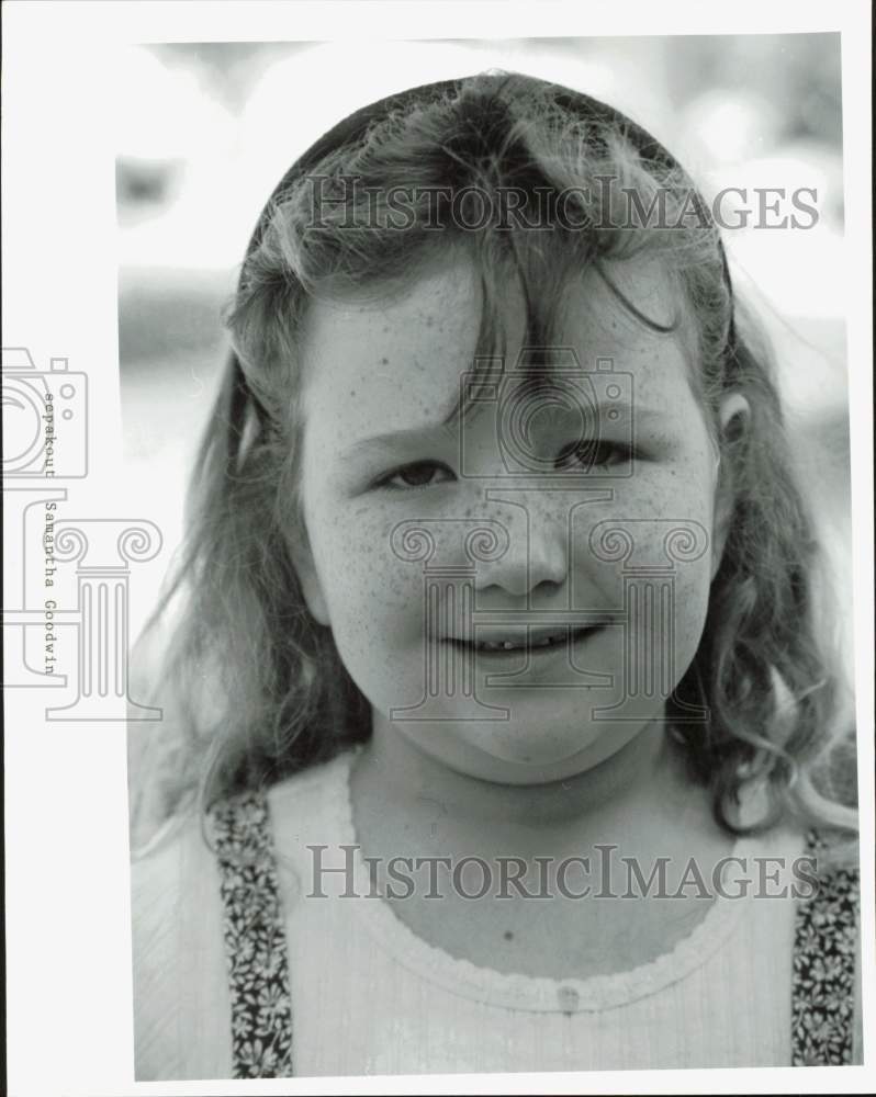 1996 Press Photo Samantha Goodwin smiles for the camera - lrb08263- Historic Images