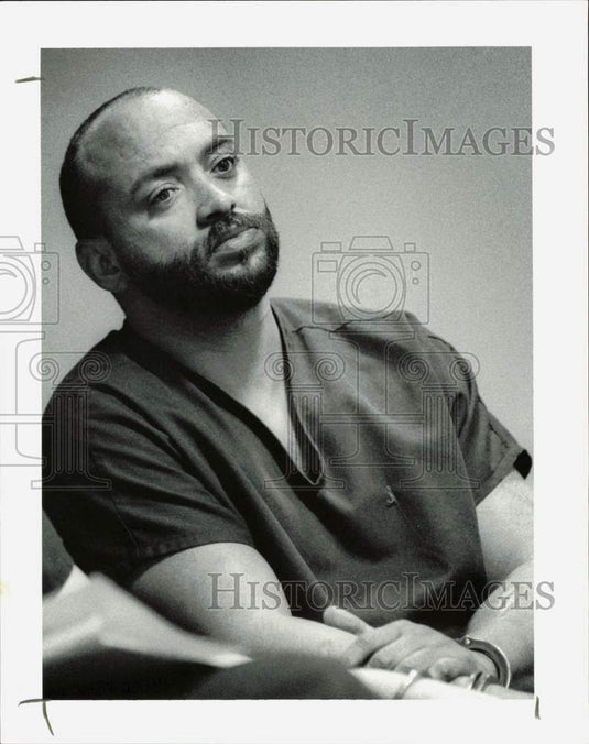 1995 Press Photo Mark Bell at His Arraignment in Anchorage, Alaska - lrb12545- Historic Images