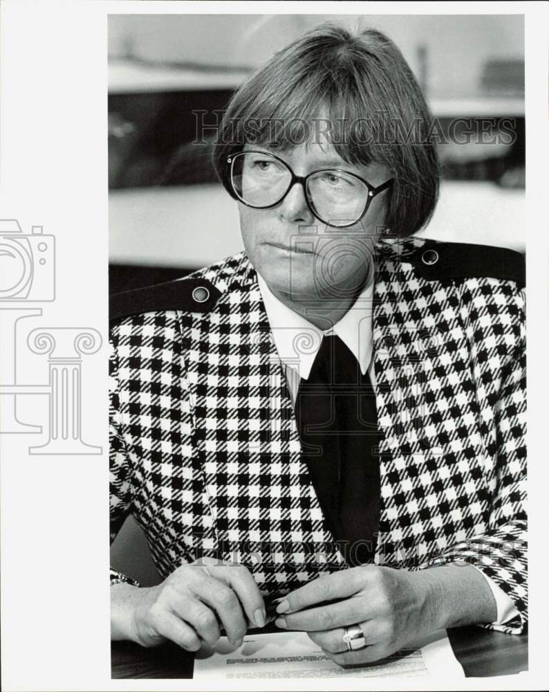 1990 Press Photo Lennie Boston-Gorsuch, Commissioner of Natural Resources- Historic Images