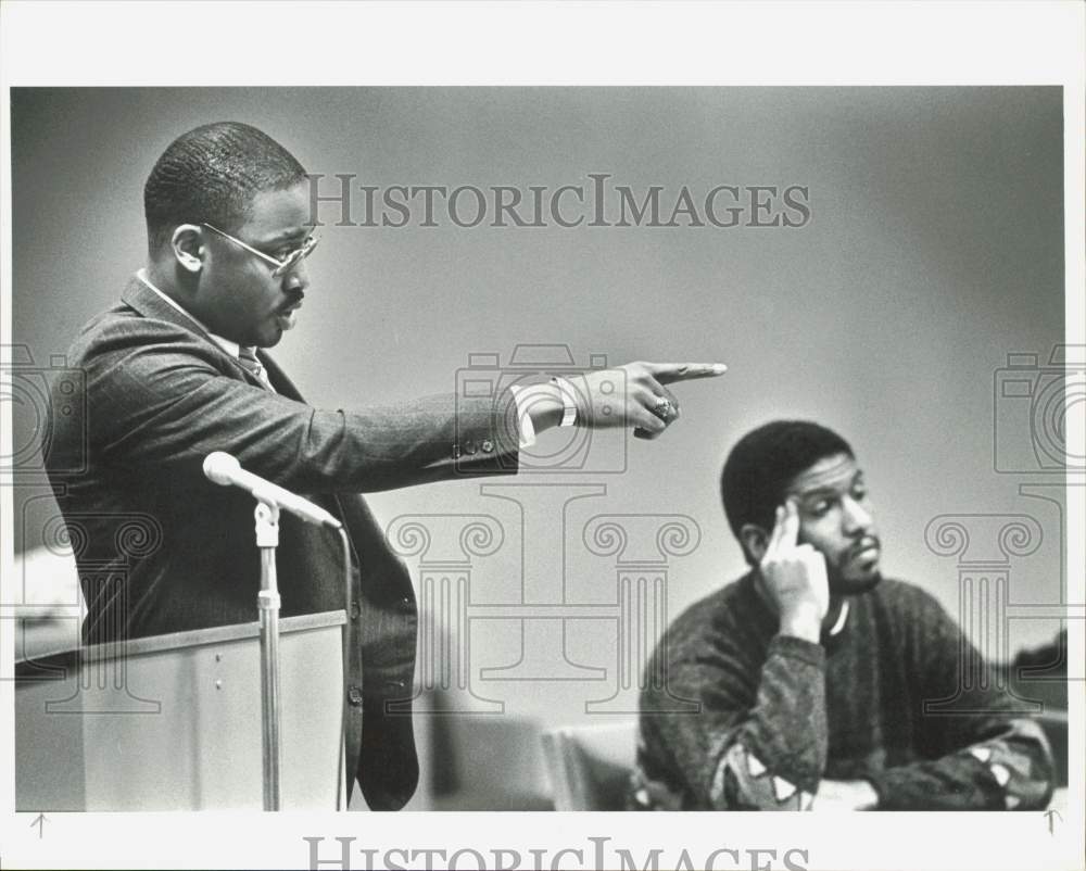 1987 Press Photo Attorney Rex Butler and defendant Terry Clayton in Alaska court- Historic Images