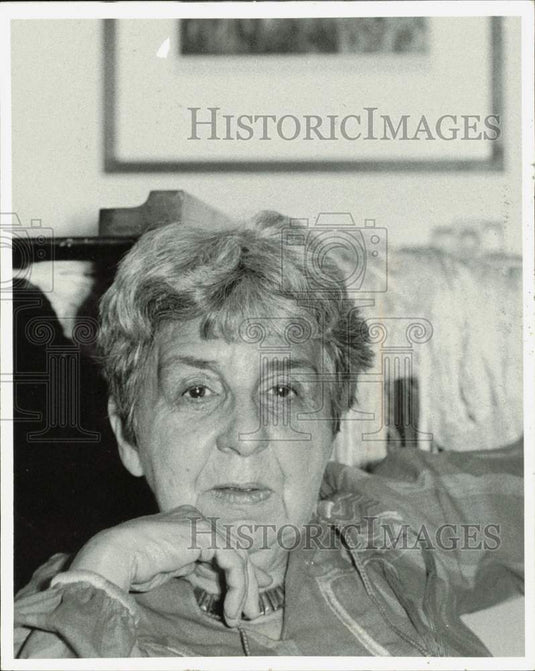 1990 Press Photo Constance Welsh, Artistic Director, Taradiddle Players- Historic Images
