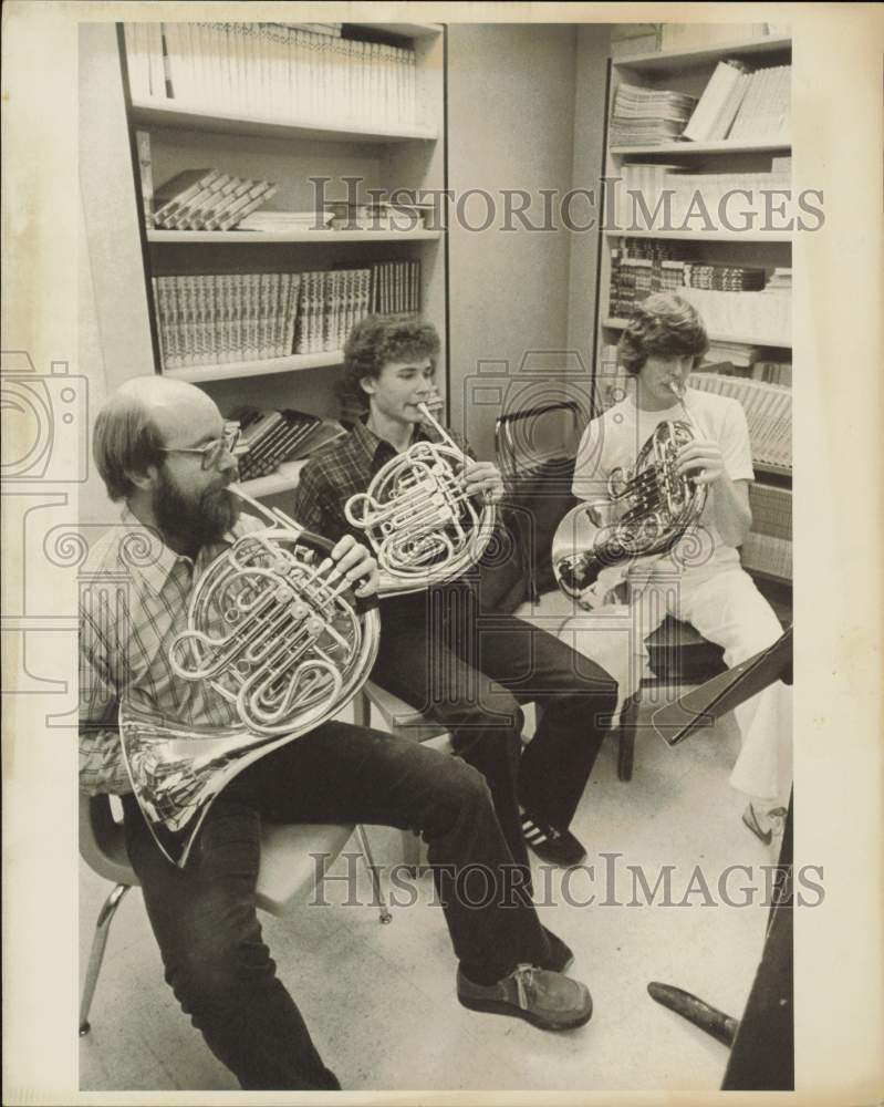 Press Photo Students with Horn Instructor - lrb16025- Historic Images