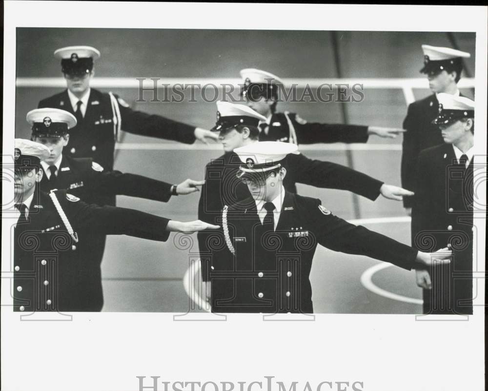 1986 Press Photo Chugiak Navy cadets during ROTC Competition at East High School- Historic Images