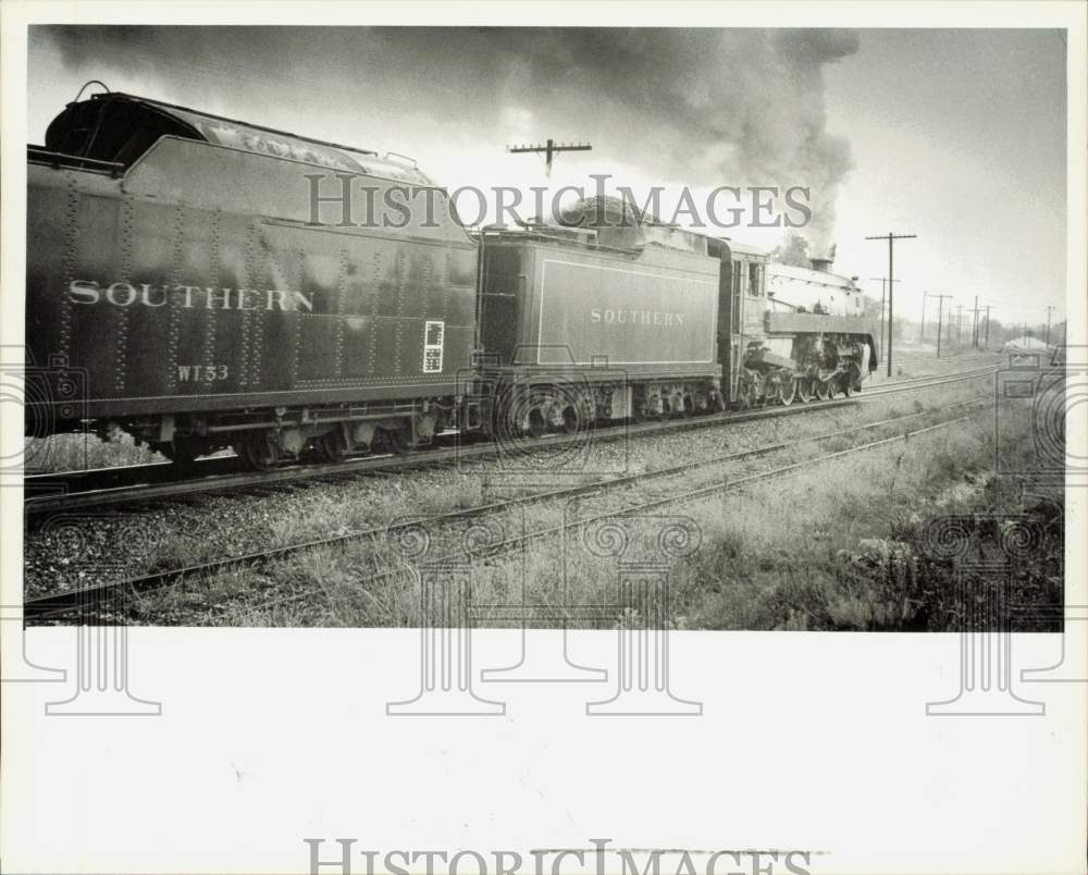 1980 Press Photo Southern locomotive and coal tender - lrb17638- Historic Images