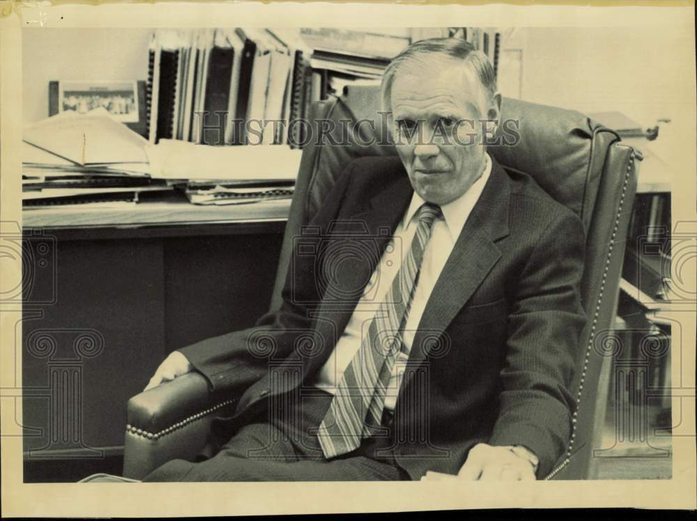 1987 Press Photo Al Okeson of Matsu College in Palmer, Alaska - lrb20664- Historic Images