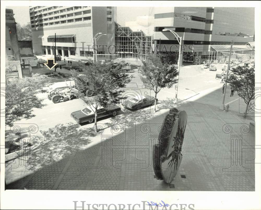 1984 Press Photo Site of the artwork at the Independence Plaza Park - lrb22291- Historic Images