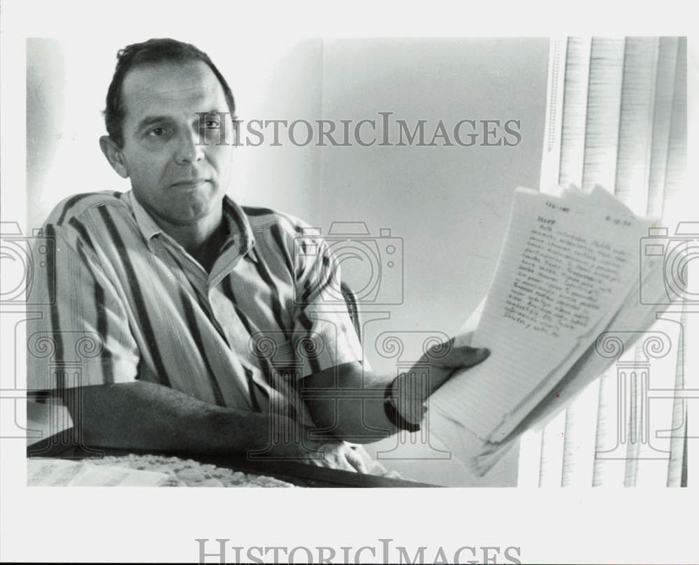 1992 Press Photo Francisco Avila with letters from superiors in Cuba, Florida- Historic Images