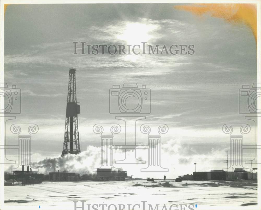 Press Photo Rig rilling at Prudhoe Bay, Alaska - lrb27236- Historic Images