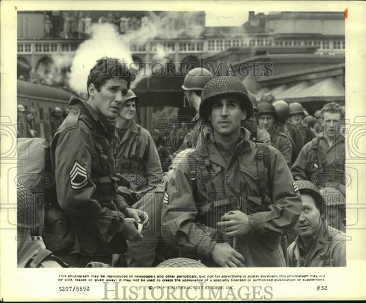 1979 Press Photo Actors Richard Gere and Chick Vennera stars in "Yanks"- Historic Images