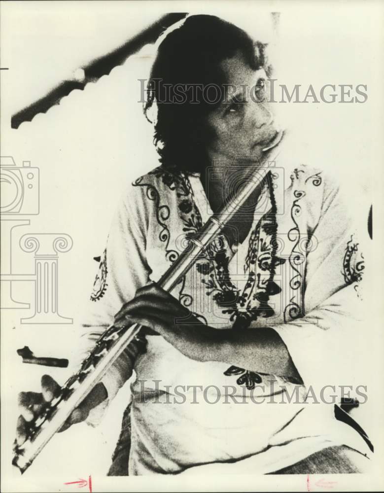 1981 Press Photo Flutist Kay Gardner at the Unitarian Church Concert - lrp20381- Historic Images