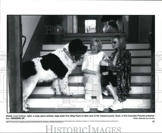 2000 Press Photo Actresses, Lisa Kudrow and Meg Ryan star in "Hanging Up"- Historic Images