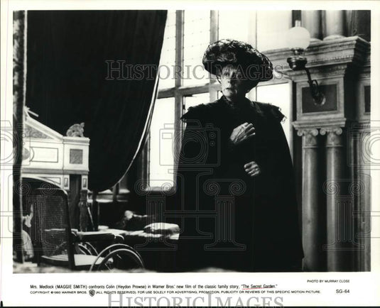 1993 Press Photo Actress Maggie Smith stars in "The Secret Garden" - lrp35674- Historic Images