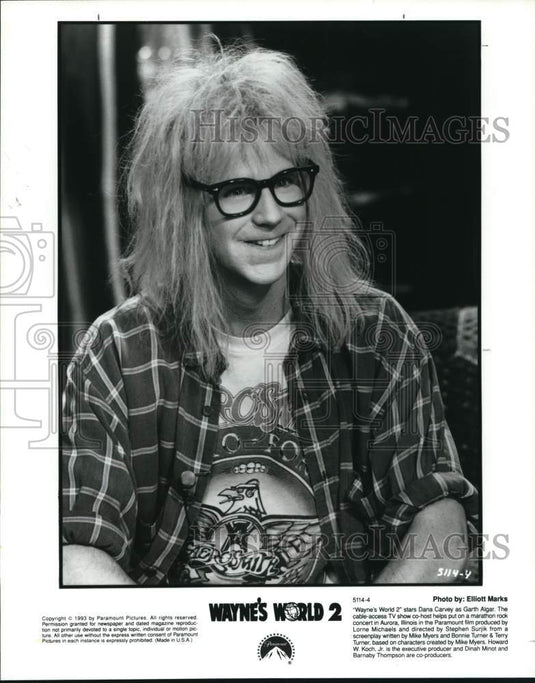 1993 Press Photo Dana Carvey as Garth Algar in the film "Wayne's World 2"- Historic Images