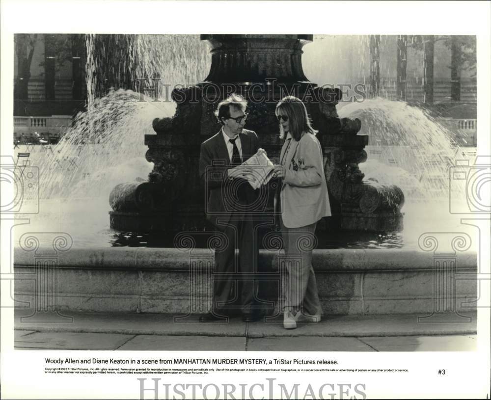 1993 Press Photo Woody Allen, Diane Keaton in &quot;Manhattan Murder Mystery&quot;- Historic Images