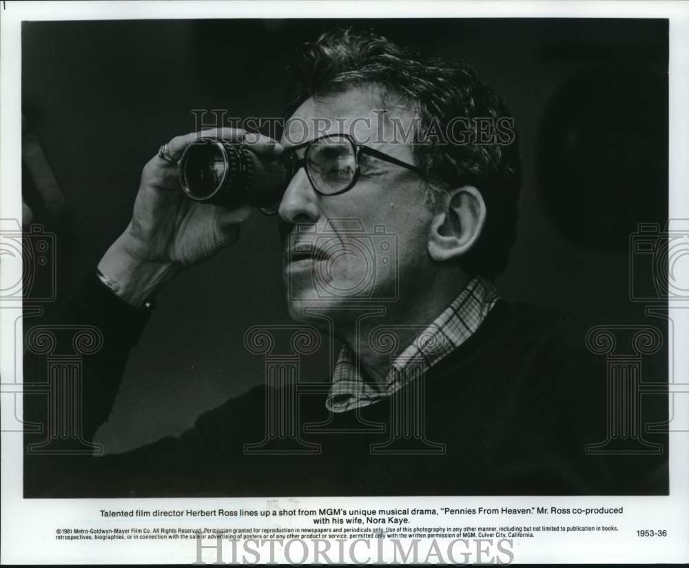 1981 Press Photo Herbert Ross directs the film &quot;Pennies From Heaven&quot; - lrp50306- Historic Images