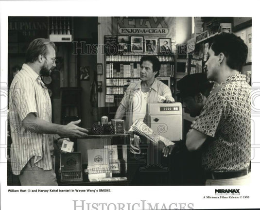 1995 Press Photo William Hurt and Harvey Keitel in Wayne Wang's Smoke- Historic Images