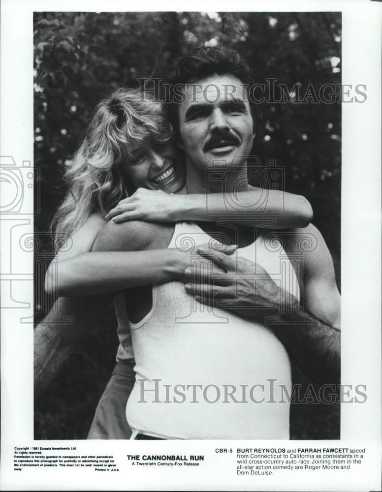 1981 Press Photo Burt Reynolds and Farrah Fawcett star in &quot;The Cannonball Run&quot;- Historic Images