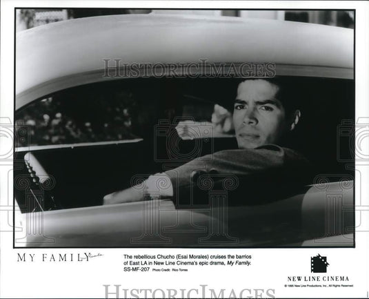 1995 Press Photo Esai Moralis stars in the epic drama "My Family" - lrp58668- Historic Images