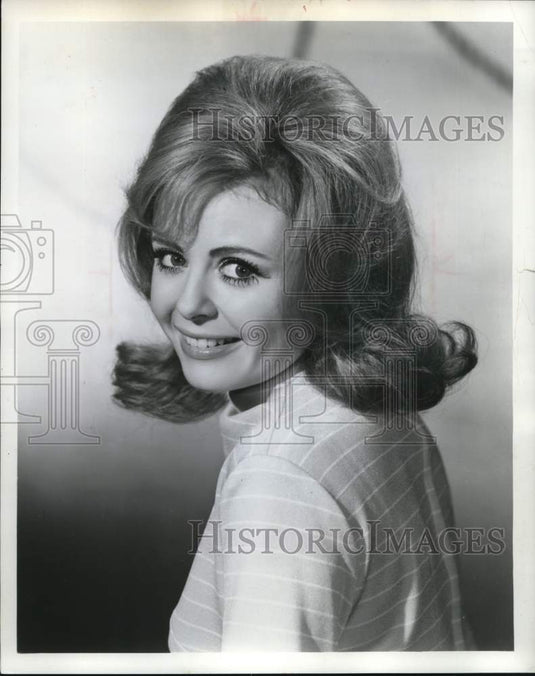 Press Photo Deborah Walley, television actress - lrp59964- Historic Images