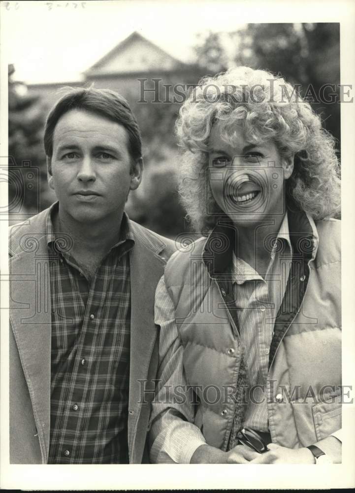 1987 Press Photo John Ritter &amp; Betty Thomas in &quot;Prison for Children&quot; - lrp71004- Historic Images