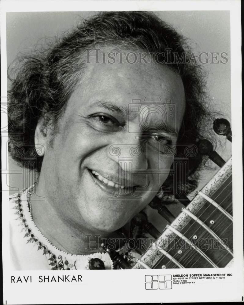 1988 Press Photo Entertainer Ravi Shankar - lrp81600- Historic Images