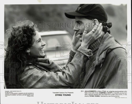 1991 Press Photo Julia Roberts, Campbell Scott in "Dying Young" Movie- Historic Images