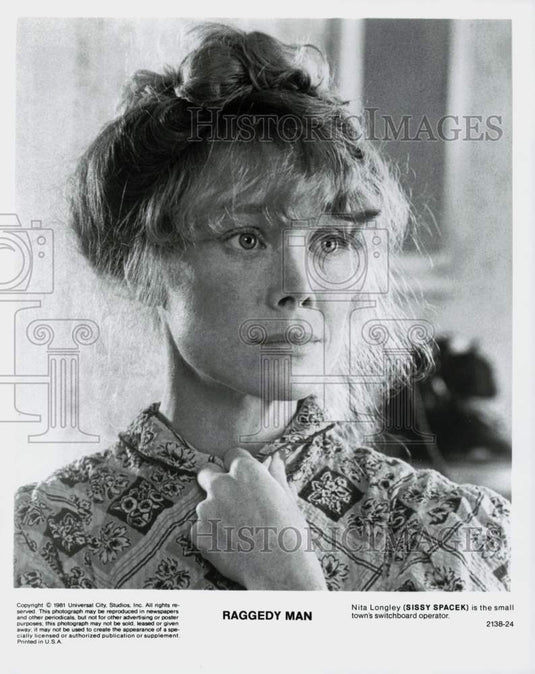 1981 Press Photo Sissy Spacek stars in "Raggedy Man" - lrp84266- Historic Images