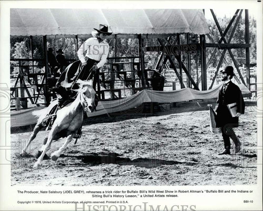 1976 Press Photo Actor Joel Grey in 