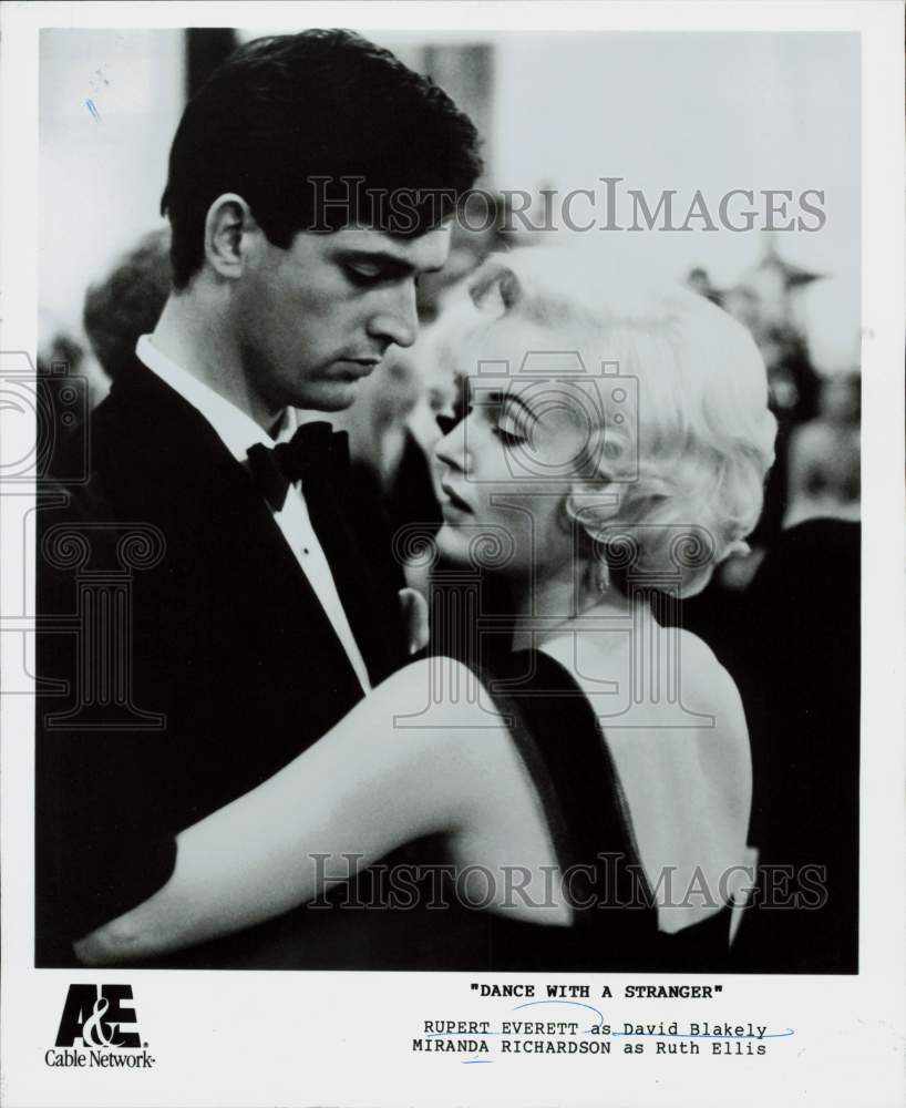 Press Photo Rupert Everett &amp; Miranda Richardson in &quot;Dance with a Stranger&quot;- Historic Images