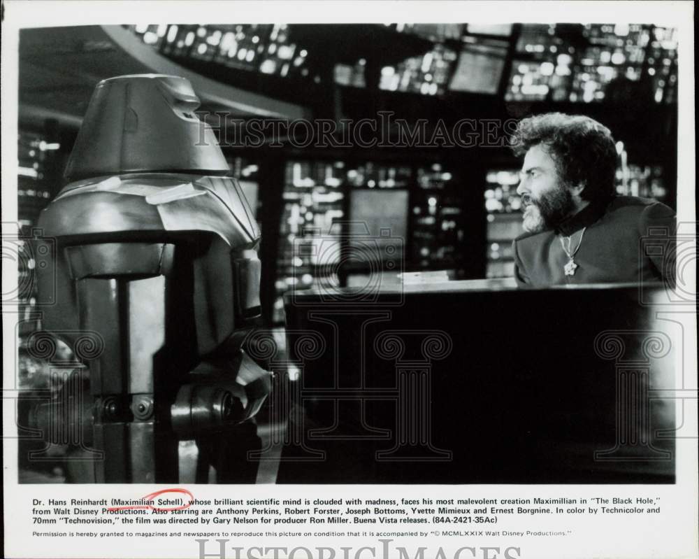 1979 Press Photo Actor Maximilian Schell in &quot;The Black Hole&quot; Movie - lrp90661- Historic Images