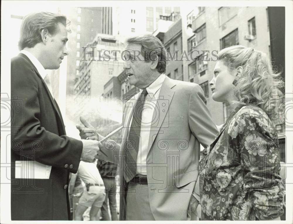 1985 Press Photo Daniel Ahearn, Richard Crenna, Beverly D&#39;Angelo in &quot;Doubletake&quot;- Historic Images