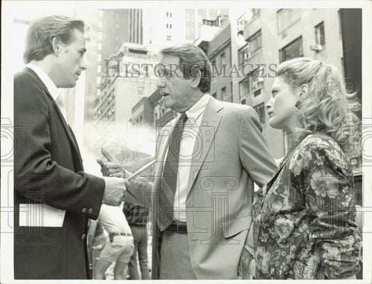 1985 Press Photo Daniel Ahearn, Richard Crenna, Beverly D'Angelo in "Doubletake"- Historic Images