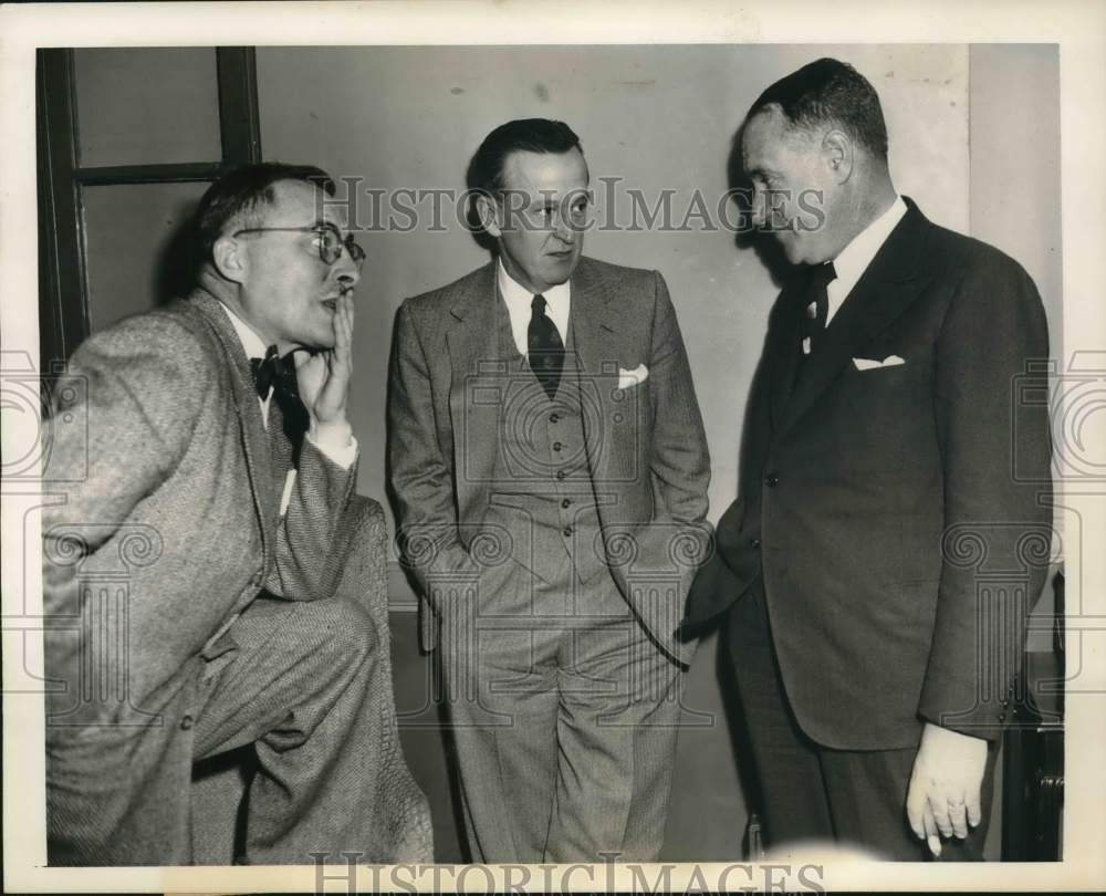 1951 Press Photo Baseball executives confer at the National League Meeting- Historic Images