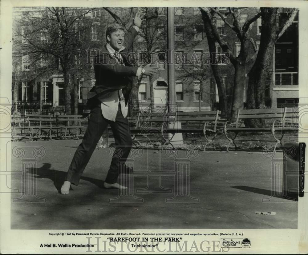 1967 Press Photo Robert Redford in a scene from &quot;Barefoot In The Park&quot;- Historic Images