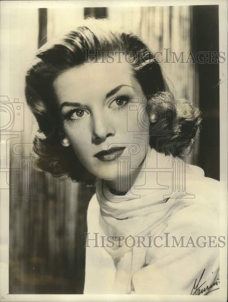 1958 Press Photo Ann Flood Stars as Elizabeth Fraser On &quot;From These Roots&quot;- Historic Images