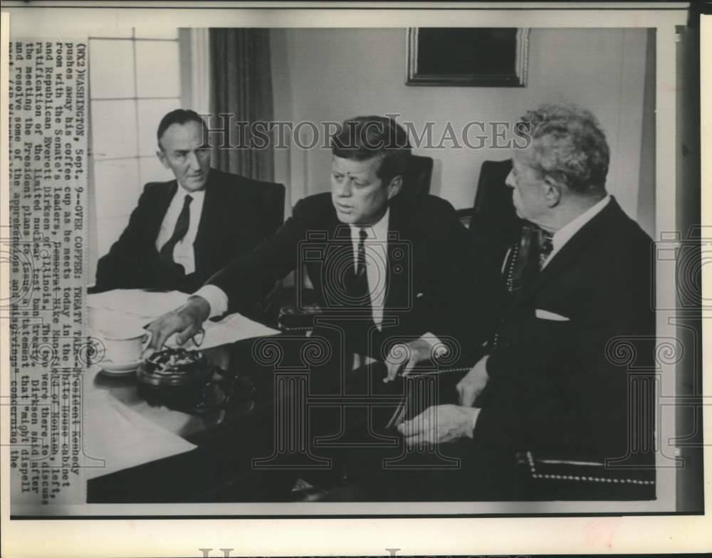 1963 Press Photo Mansfield &amp; Dirksen Join Pres Kennedy For Coffee Before Debate- Historic Images