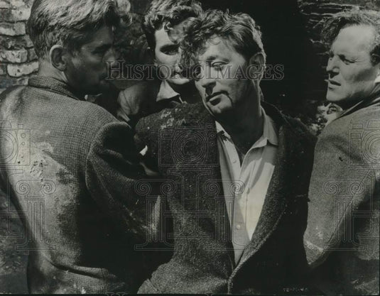 1960 Press Photo Robert Mitchum Stars in "The Night Fighters" as IRA Member- Historic Images