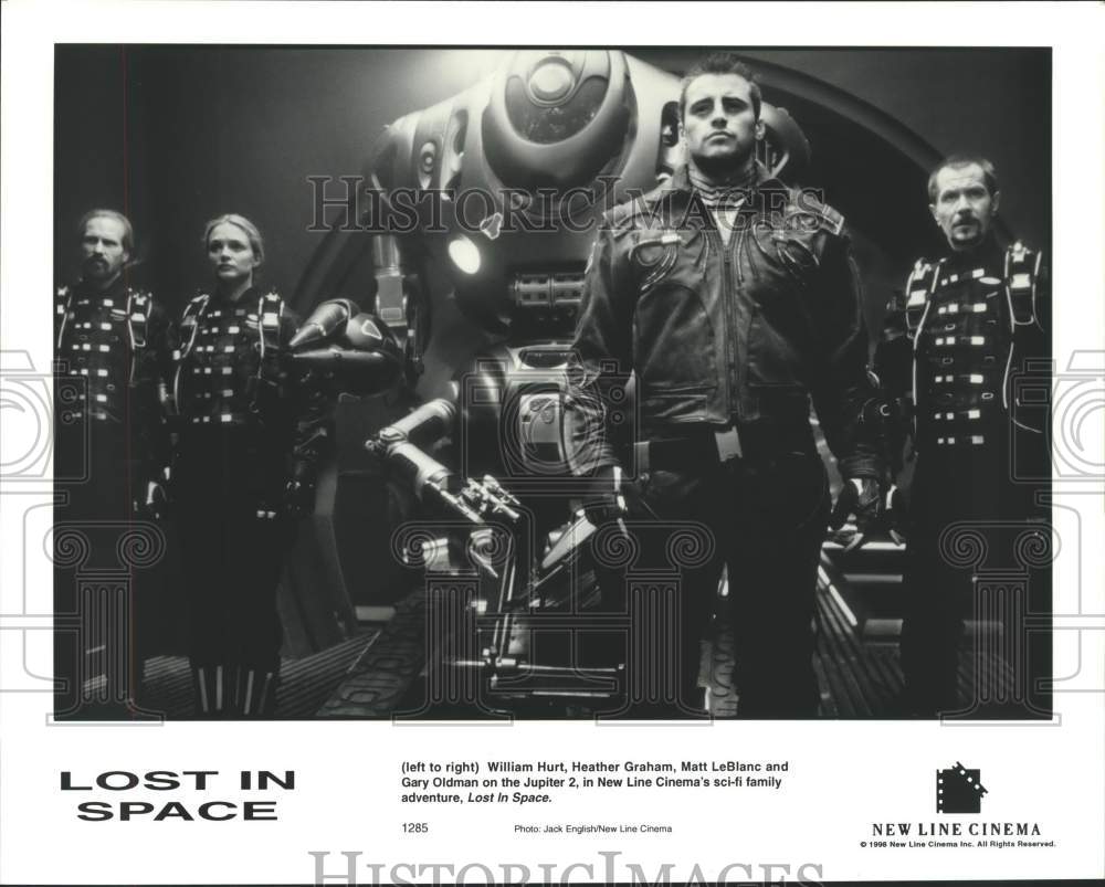 1996 Press Photo A scene from the sci fi film &quot;Lost In Space&quot; - lrx19586- Historic Images