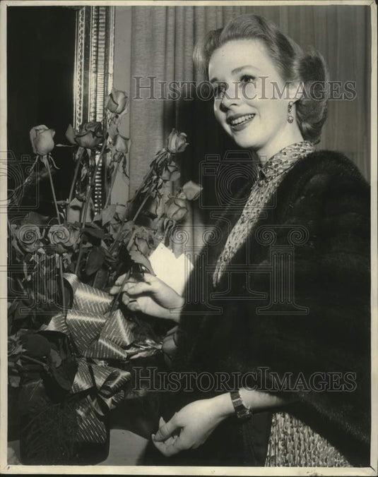 1952 Press Photo Piper Laurie at the premiere of her film "The Son of Ali Baba"- Historic Images