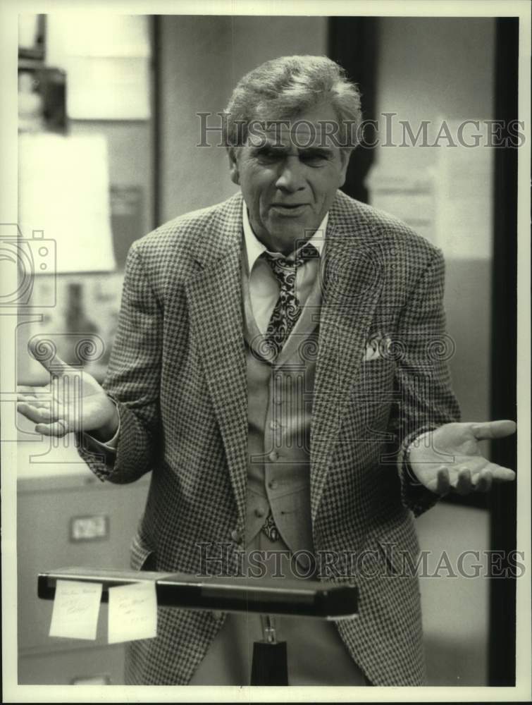 1989 Press Photo Alex Rocco in &quot;The Famous Teddy Z&quot; on CBS - lrx33887- Historic Images