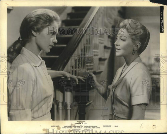 Press Photo Actress Diane Varsi and Lana Turner in a scene of "Peyton Place"- Historic Images