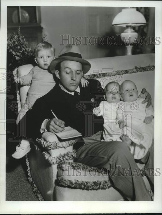 1978 Press Photo Bing Crosby with his sons in "Bing Crosby: His Life and Legend"- Historic Images